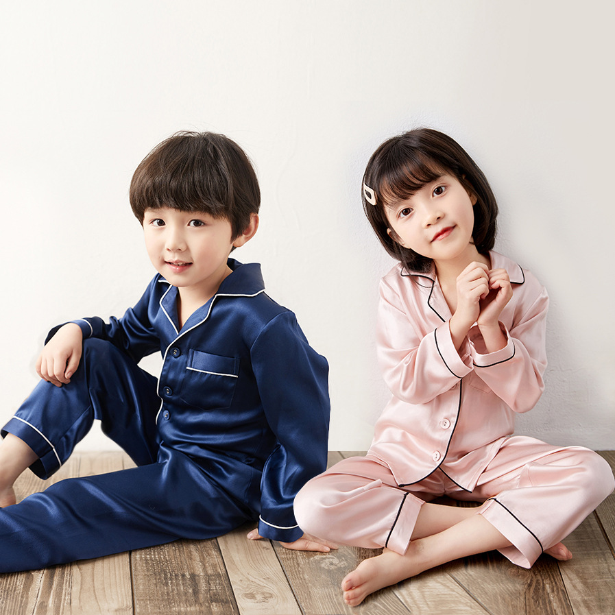 Selyem pizsama gyerekeknek