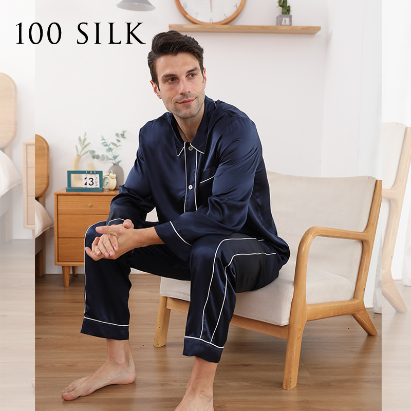 Pijamas de seda para hombre